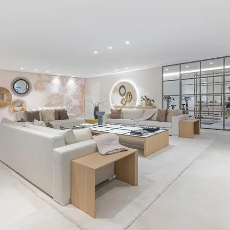 Vacation I Almost Heaven, Private Heated Pool, Prime Location Golf Valley, Minutes To Puerto Banus, Hot Tub, Gym, World-class Dining