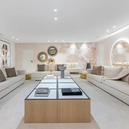 Villa Vacation I Almost Heaven, Private Heated Pool, Prime Location Golf Valley, Minutes To Puerto Banus, Hot Tub, Gym, World-class Dining