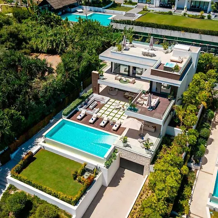 Vacation I Almost Heaven, Private Heated Pool, Prime Location Golf Valley, Minutes To Puerto Banus, Hot Tub, Gym, World-class Dining * Marbella